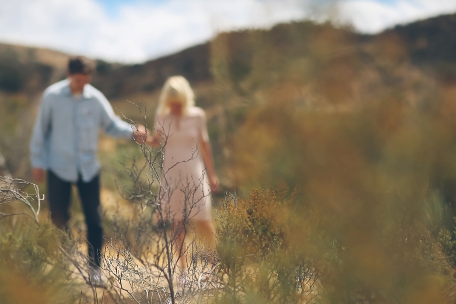 travis-betsy-engagement-vasquez-rocks-california_0025.jpg